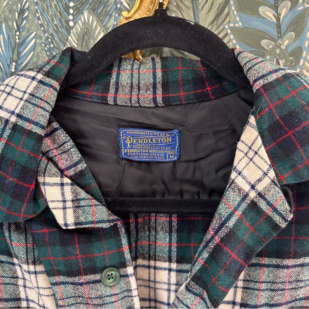 Pendleton Wool Plaid Button Down Size M - image 5